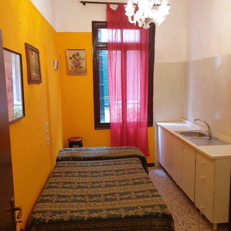 Fiabe Venice Rooms Quarto foto